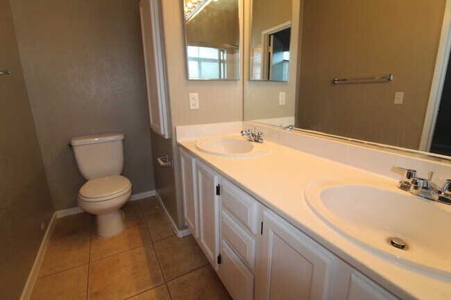 Photo - No Showings Until 7/20/2024 Unidad 1025