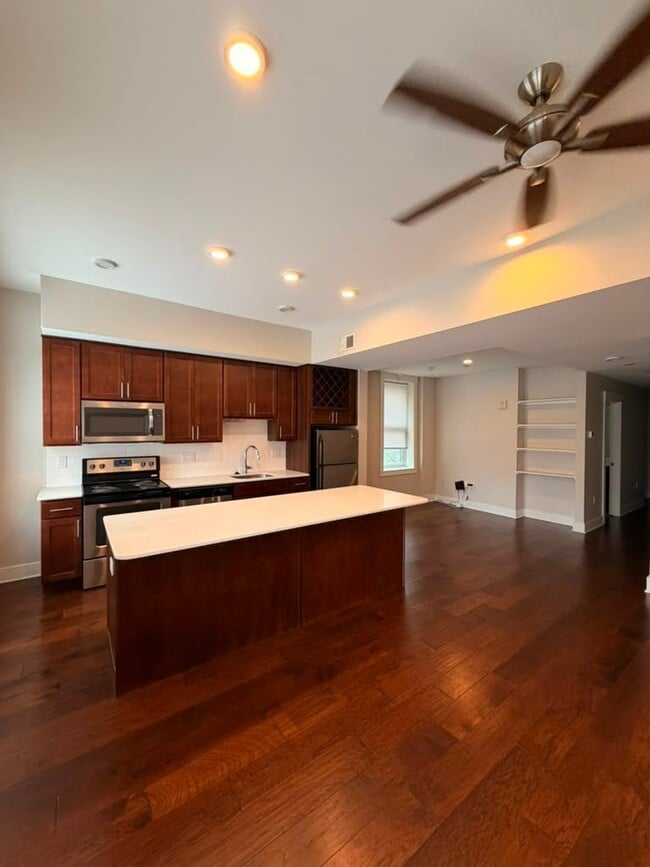Photo - 1211 Broadway Unit Apt 1