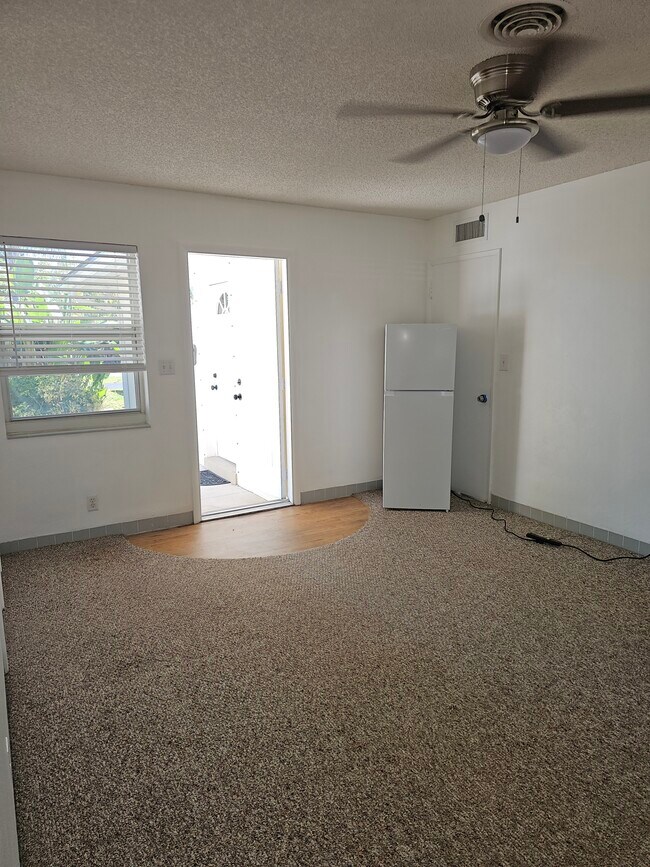 Photo - 2607 NE 30th St Unit B