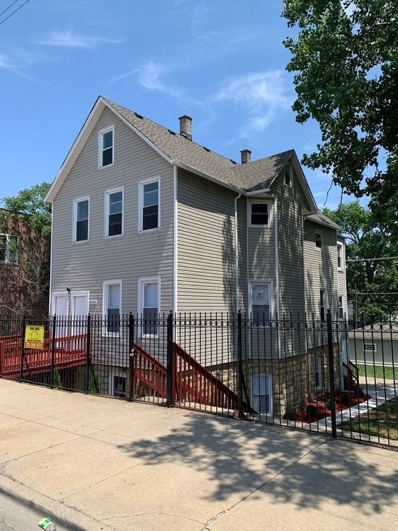 Building Photo - 10747 S Michigan Ave Unit G