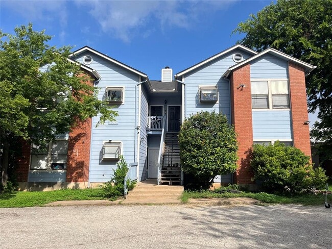 Photo - 9502 Kempler Dr Townhome