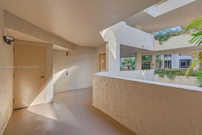 Photo - 121 Crandon Blvd Unit 248