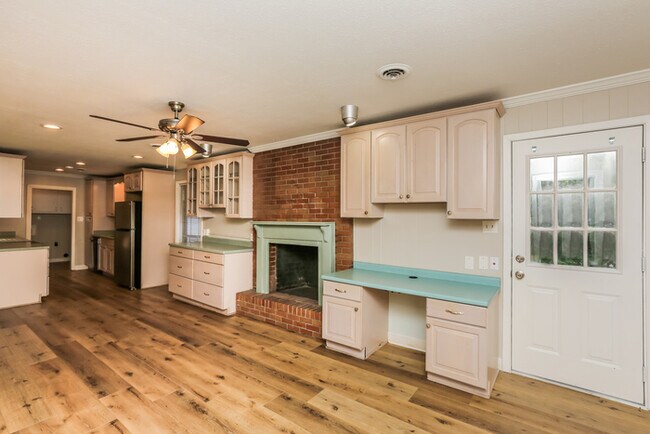 Photo - 3 Bedroom, 2 Bath in Clinton