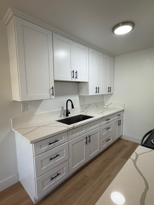 Buena Capri Apartments