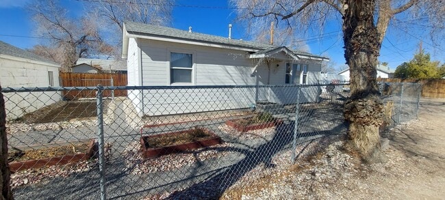 Building Photo - 360 W Virginia St