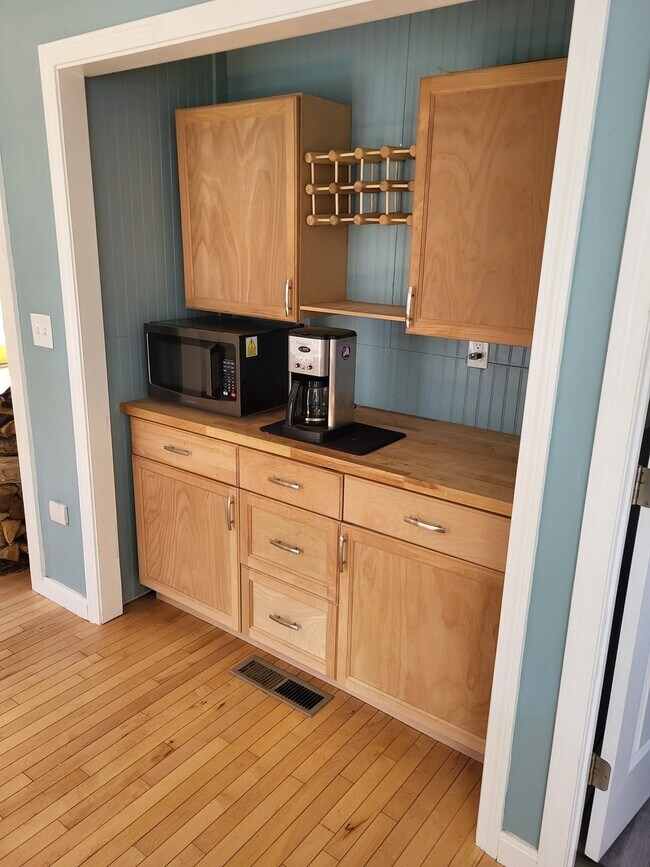 335 Broad Cove Rd Rental House Rental in Hopkinton, NH