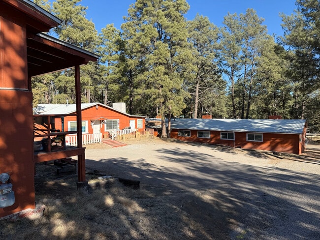 Woodlands Cabins - Woodlands Cabins Apartments