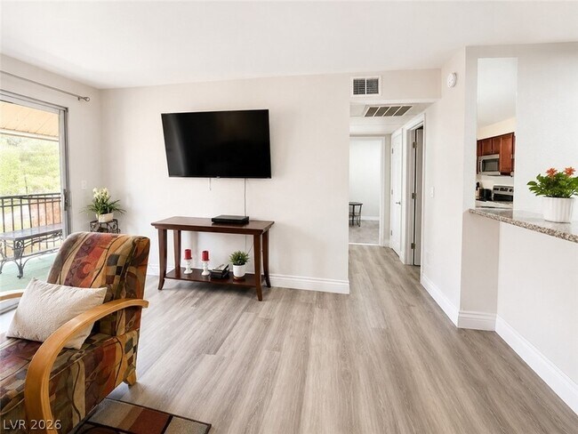 5026 River Glen Dr Unit 162