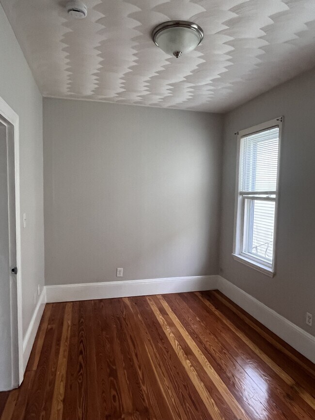 Photo - 69 Homer St Unit 3