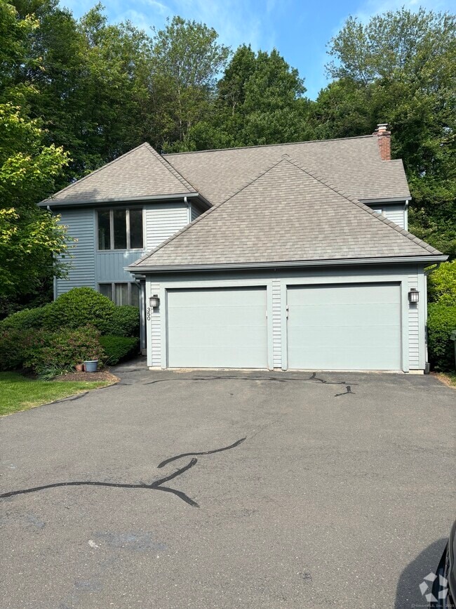 Building Photo - 350 Cavan Ln Unit 350 Rental