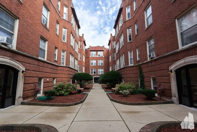 Building Photo - 622 W Aldine Ave Unit #1S Rental