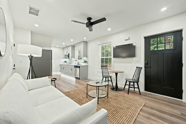 582 Hamilton E Holmes Dr NW Unidad SI ID1609613P
