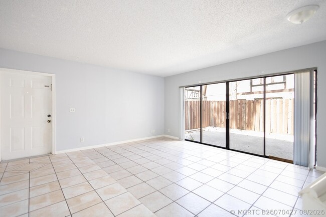 110 Weybridge Cir