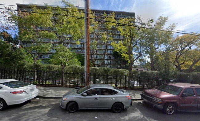 Photo - 450 S Grand View St