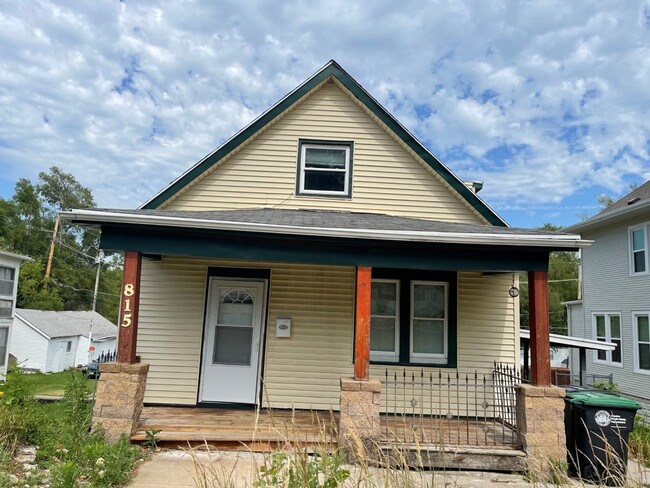 Beautiful 4 Bedroom House!! - Beautiful 4 Bedroom House!!