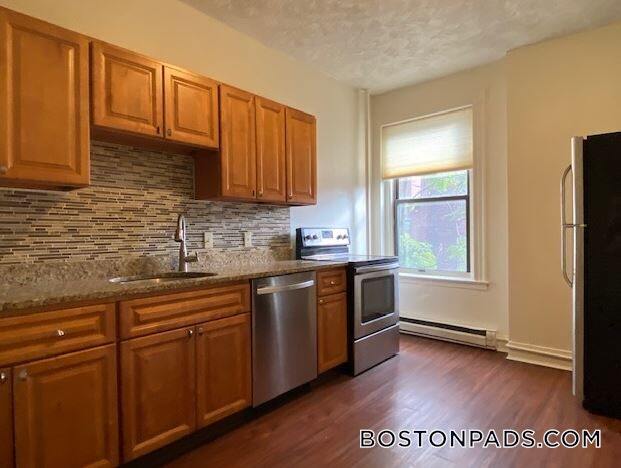 Photo - 614 Columbus Ave Unidad 3