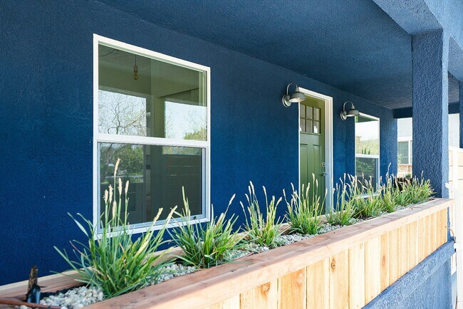 Photo - 2322 Alta St