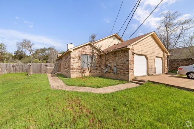 Building Photo - AUS6002 Parkwood Unit B Rental