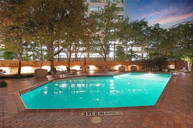 Photo - 3310 Timmons Ln Condo Unit 15L