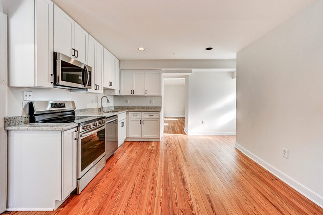 Photo - 804 Oella Ave