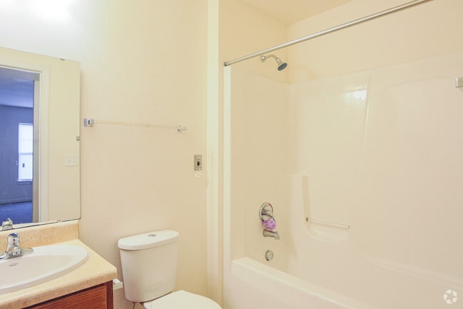 2BR, 2BA