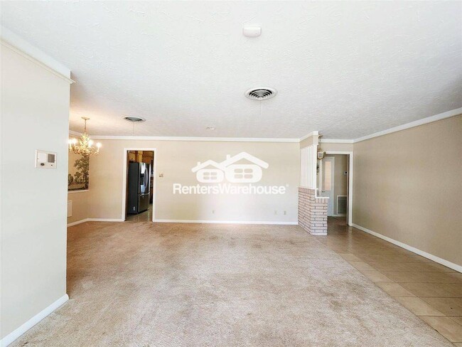 Photo - 1702 Ivie Lee St