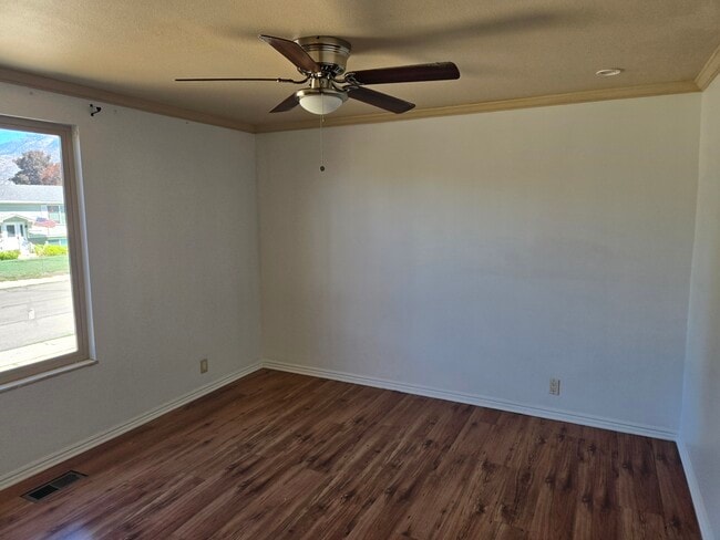 Photo - 725 W 1150 S