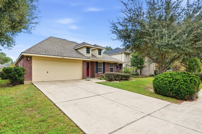 Photo - 2319 Falcon Knoll Ln