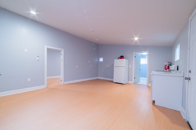 Photo - Cozy Bungalow