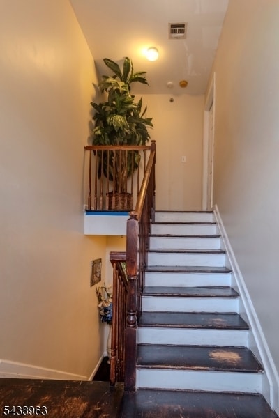 28 Triton Terrace