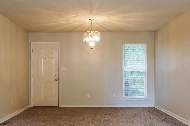 Photo - 1501 6th Pl NW