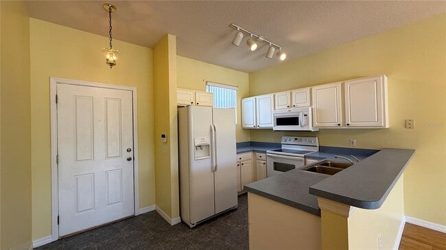 Photo - 112 Monroe Cir