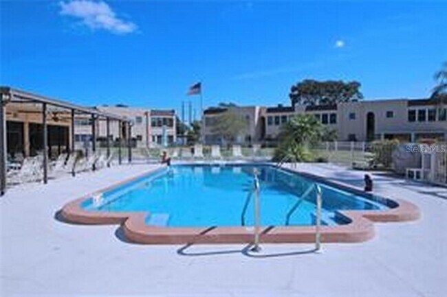 Photo - 221 Cedarwood Cir Unidad 221