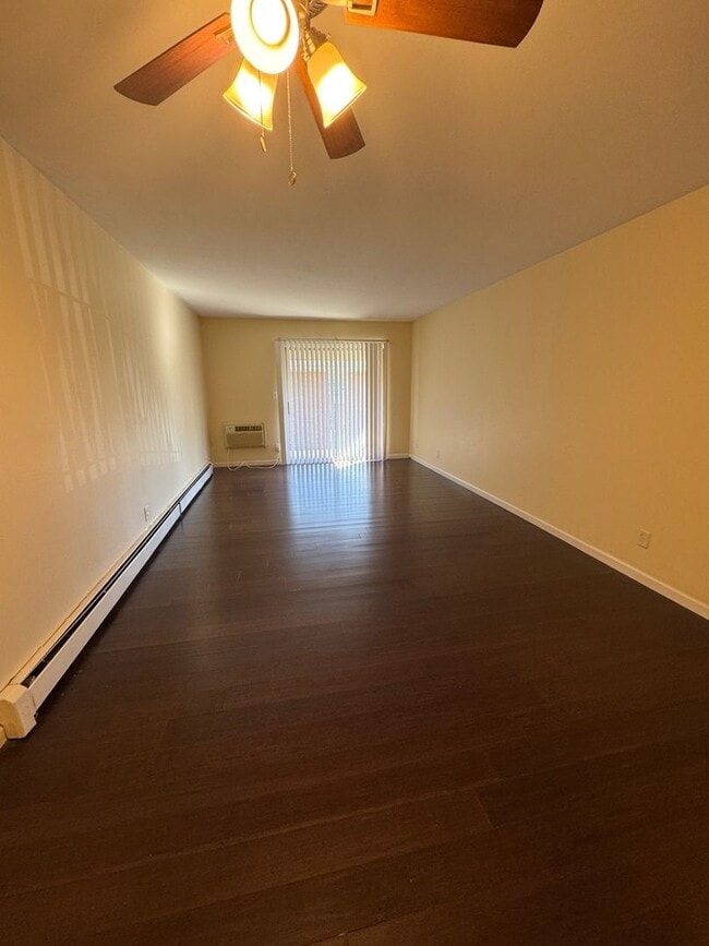 Photo - Riverside Terrace Apartments