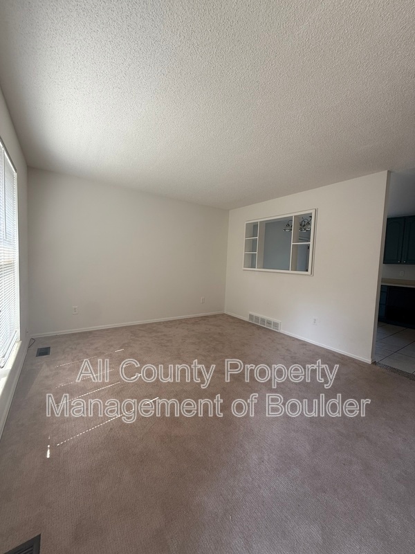 Photo - 1520 Taft Ct
