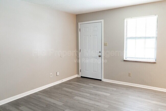 Photo - 129 Hillcrest Dr Unidad 17