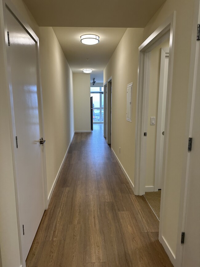 09 Hallway
