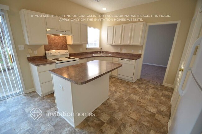 Photo - 10411 Battle Ct