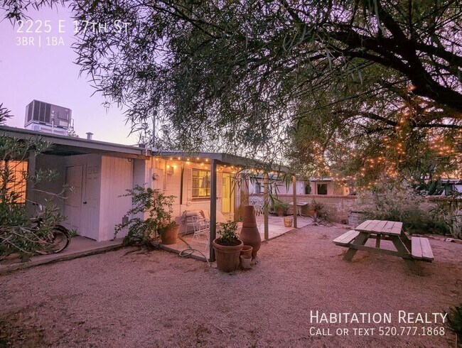 Photo - 2225 E 17th St