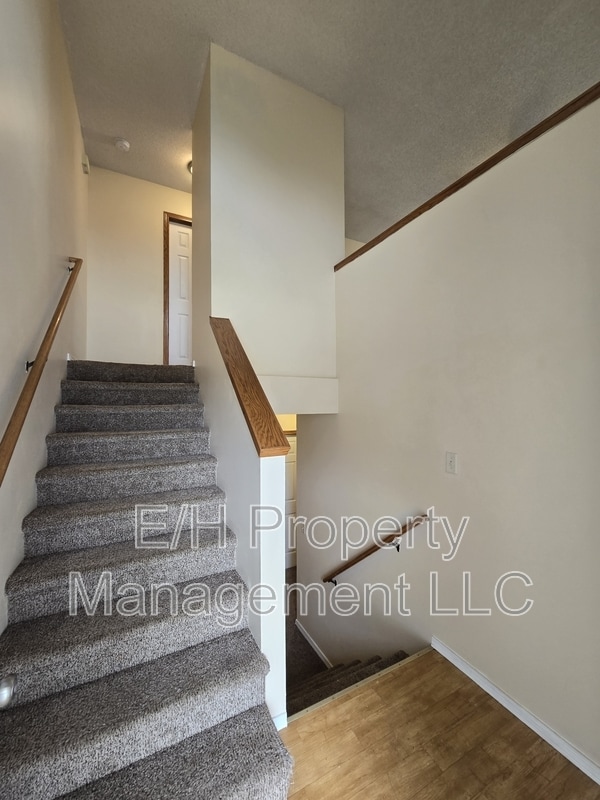 Photo - 4460 S Elizabeth Ave