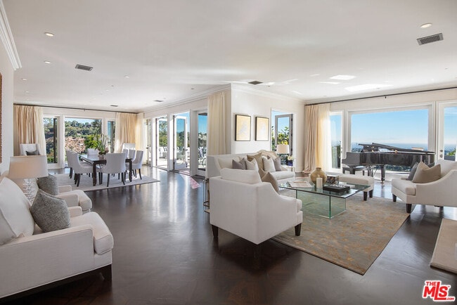 Photo - 980 Stradella Rd