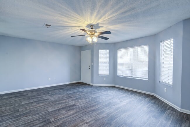 Bradford Pointe