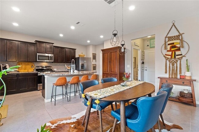 Photo - 1009 Cadence Dr