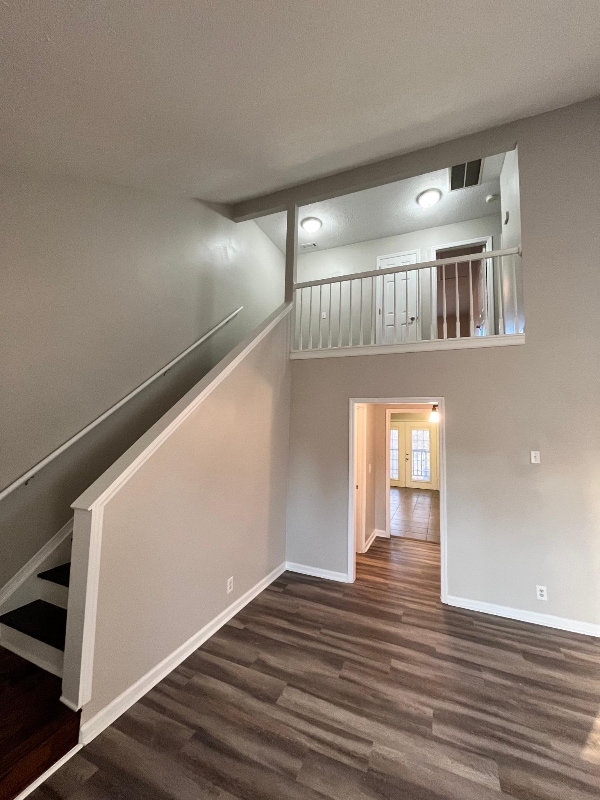 Photo - 119 Guill Ct