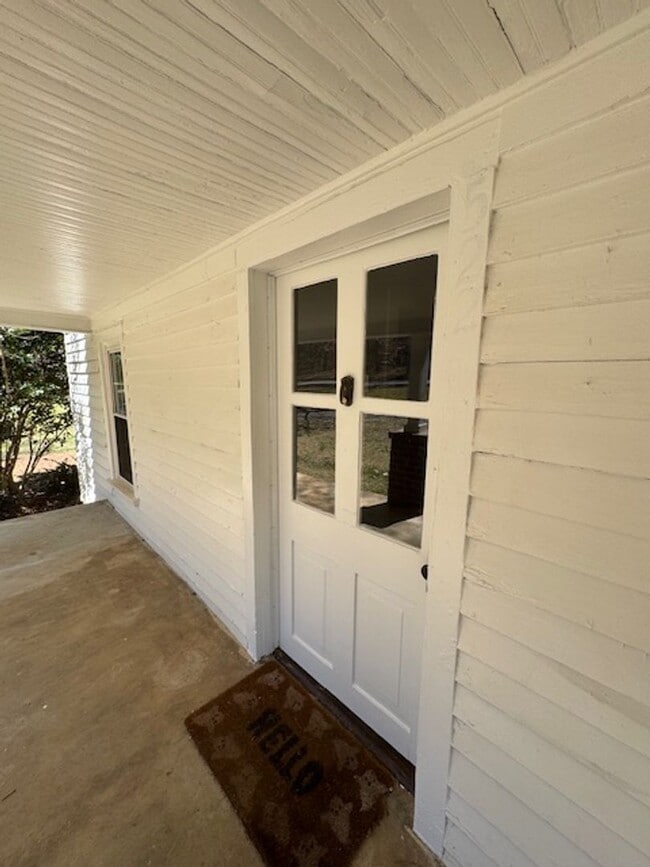 Photo - Farmhouse on 5 acres in Northern Greenville County with room for 2 horses and small farm animals!