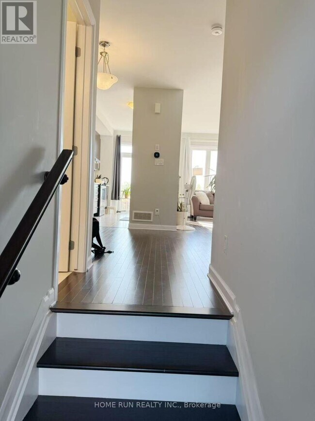 Photo - 75 Aura Ave