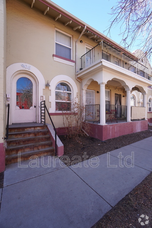 Building Photo - 908 24th St Unit #201 Rental