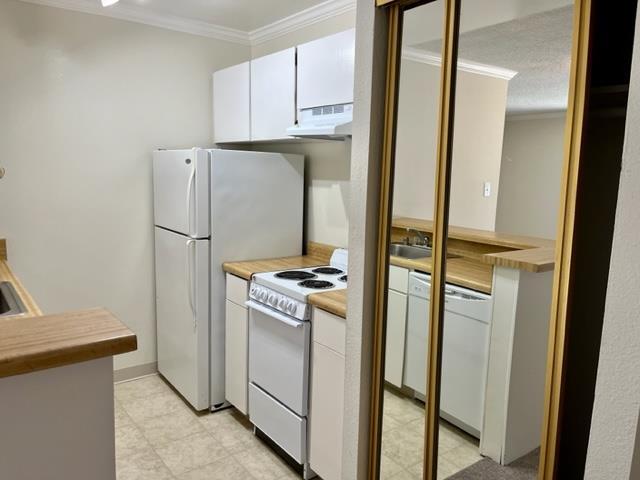 Photo - 243 Boardwalk Ave