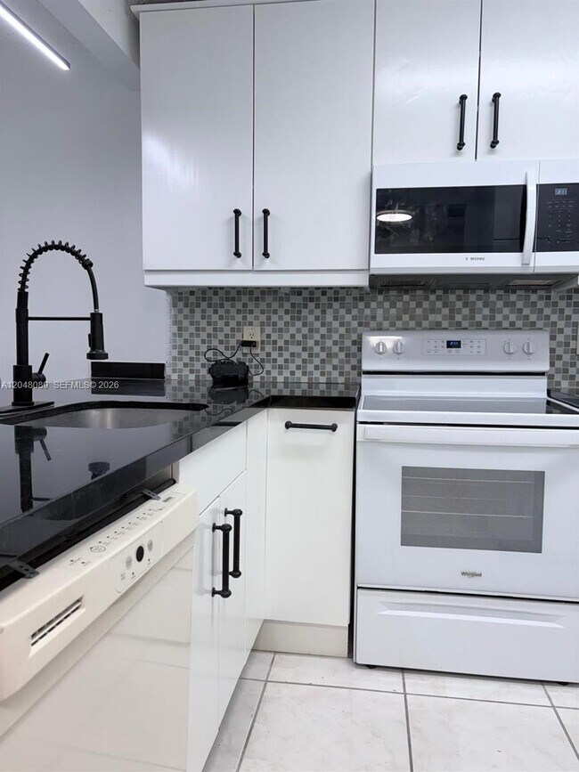 8305 Royal Palm Blvd Unit 103