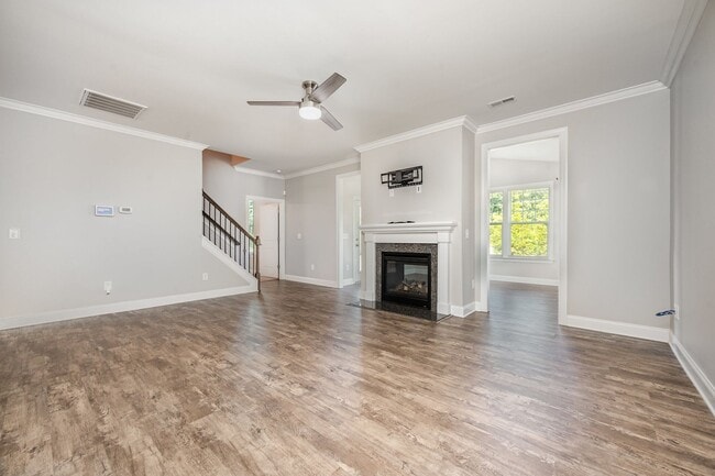 Photo - Immaculate, Low Maintenance Home with Beau...